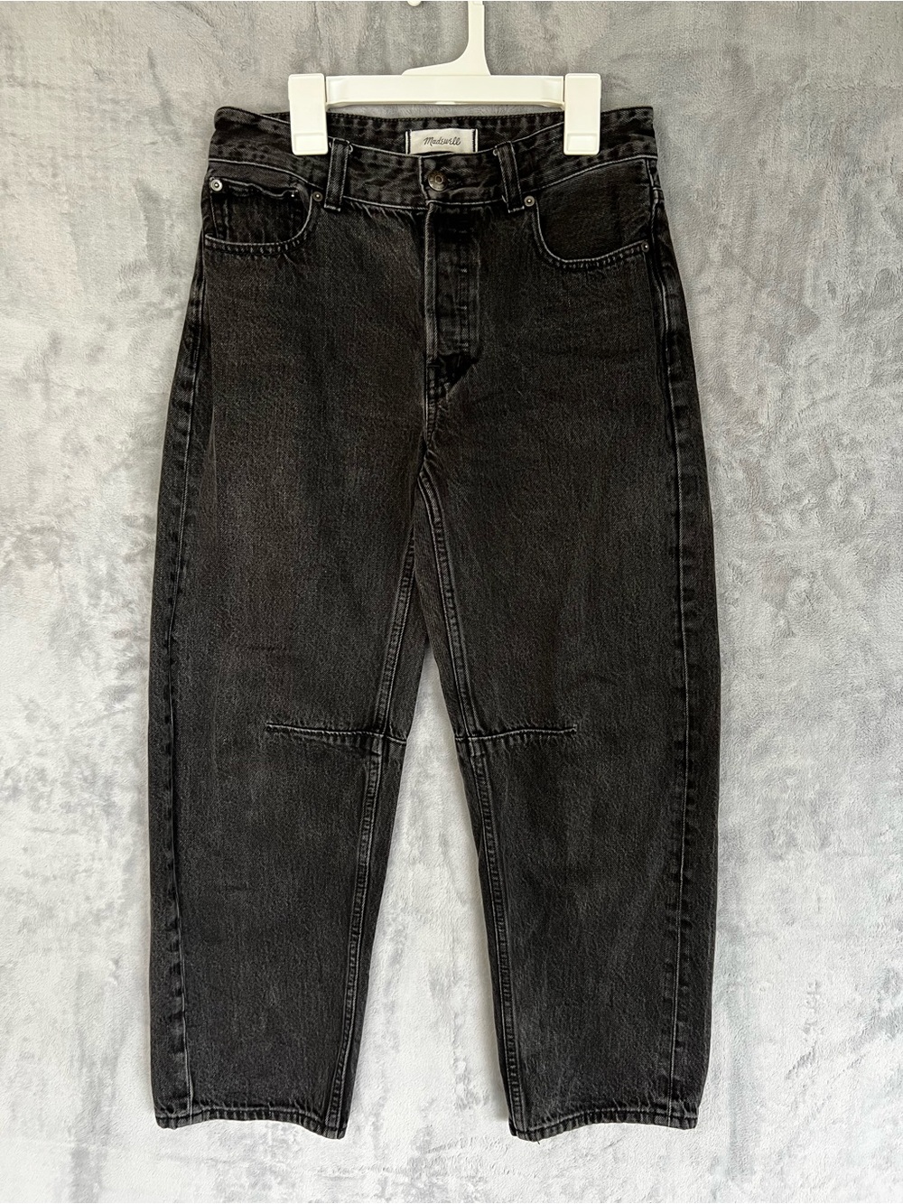 Madewell jeans The Darted Barrel-Leg womens size 24 black Washed Cotton